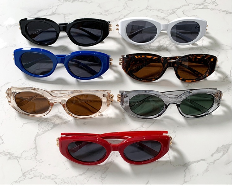Small frame Sunglasses European style glasses for women
