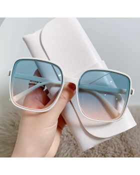 Gradient square Sunglasses fashion glasses for women