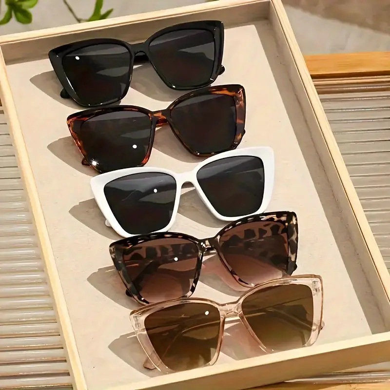 Hollow modeling big square frame European style Sunglasses