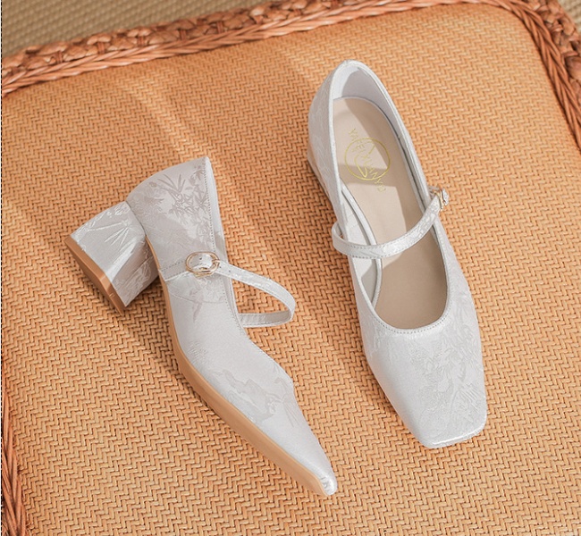 Jacquard pearl satin shoes for women