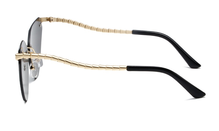 Cat eye serpentine glasses retro metal Sunglasses for women
