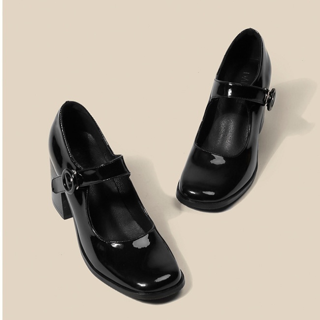 Hepburn style black square head high-heeled thick shoes