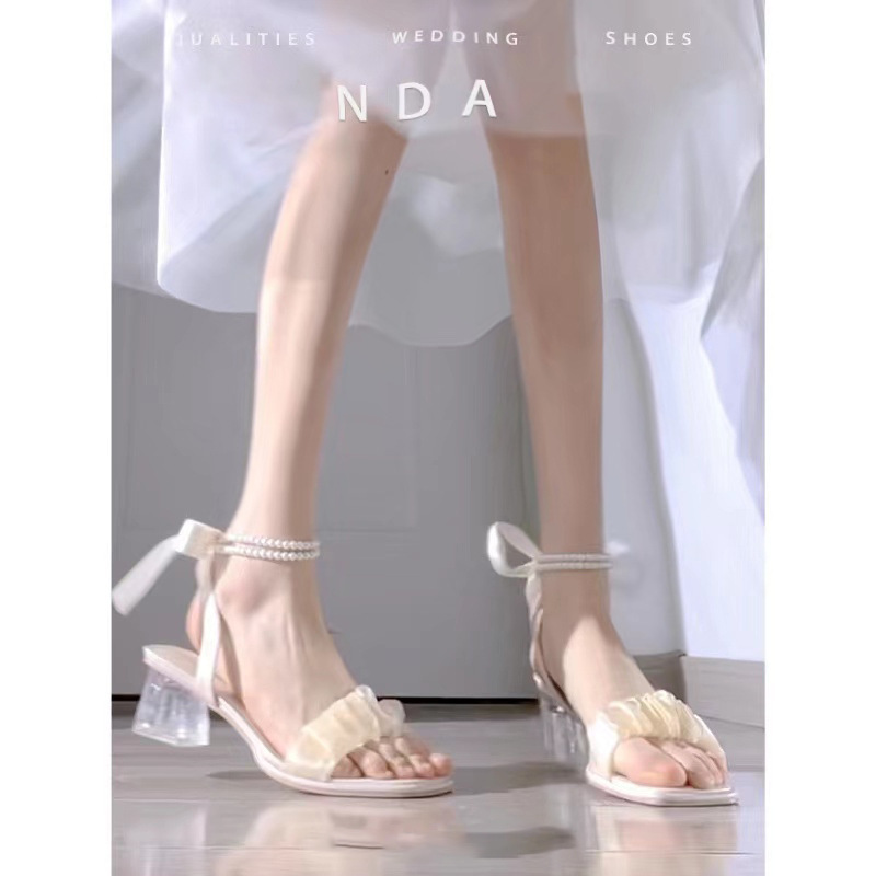 Summer fashion pearl lady niche sandals for women