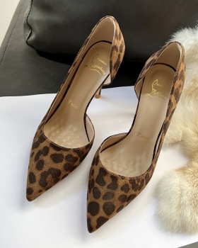 Temperament pointed shoes nude color high-heeled shoes