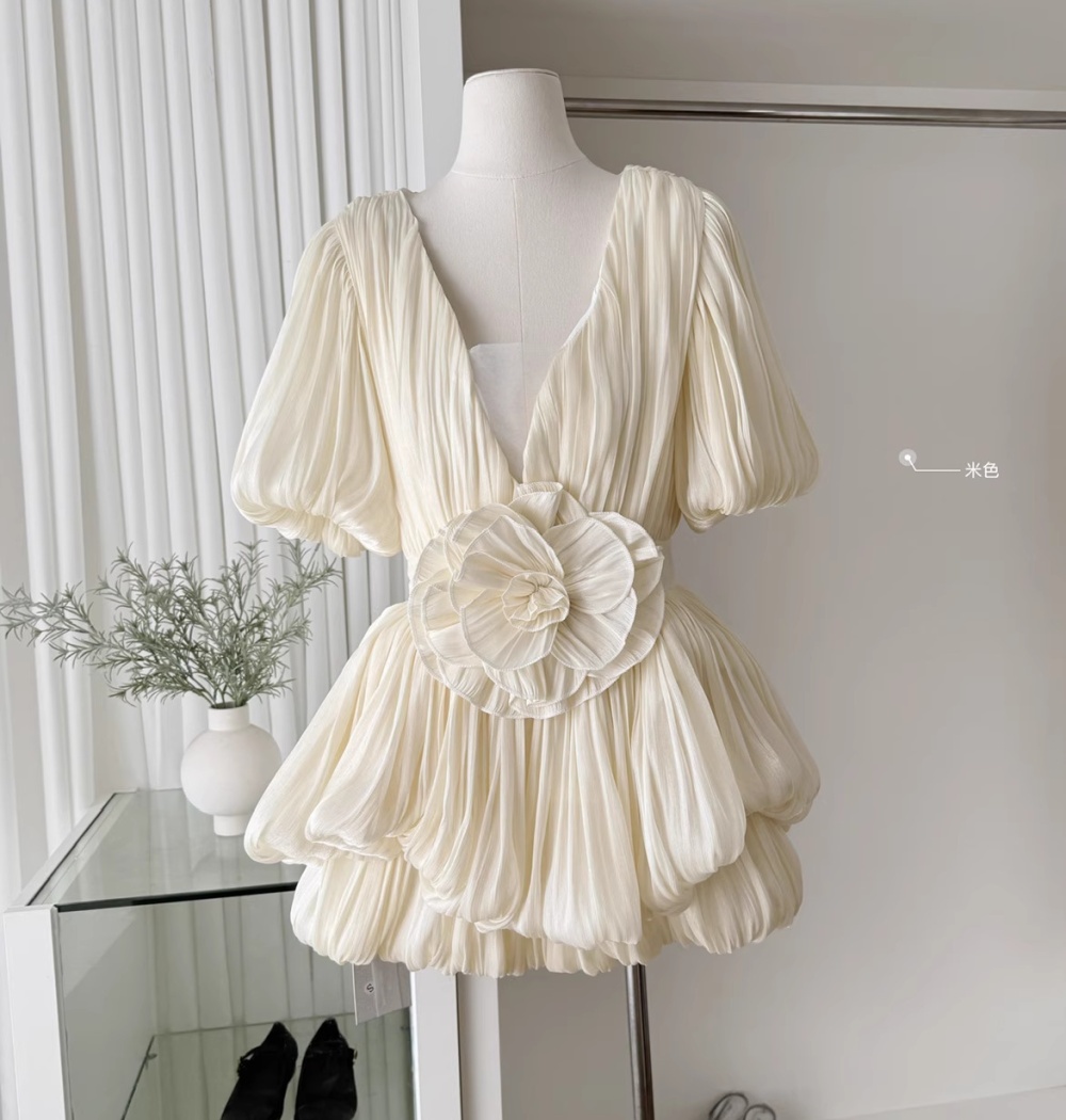 Niche V-neck package hip dress lantern sleeve summer T-back