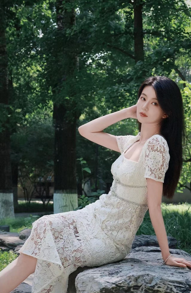 Beige mermaid lace square collar slim with bow dress