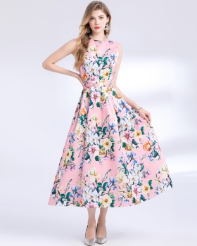 Clipping pinched waist high waist sleeveless dress
