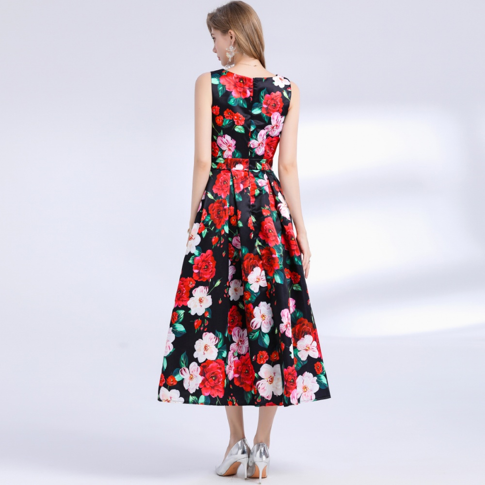 Stereoscopic sleeveless A-line clipping dress