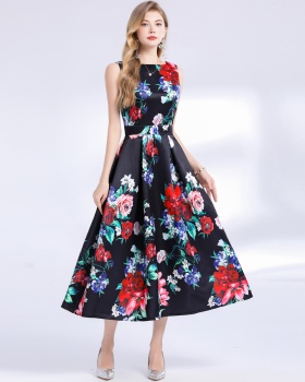 Clipping A-line stereoscopic high waist dress