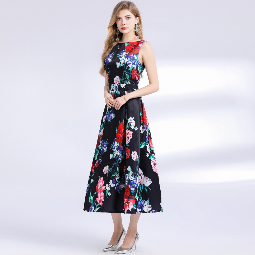 Clipping A-line stereoscopic high waist dress