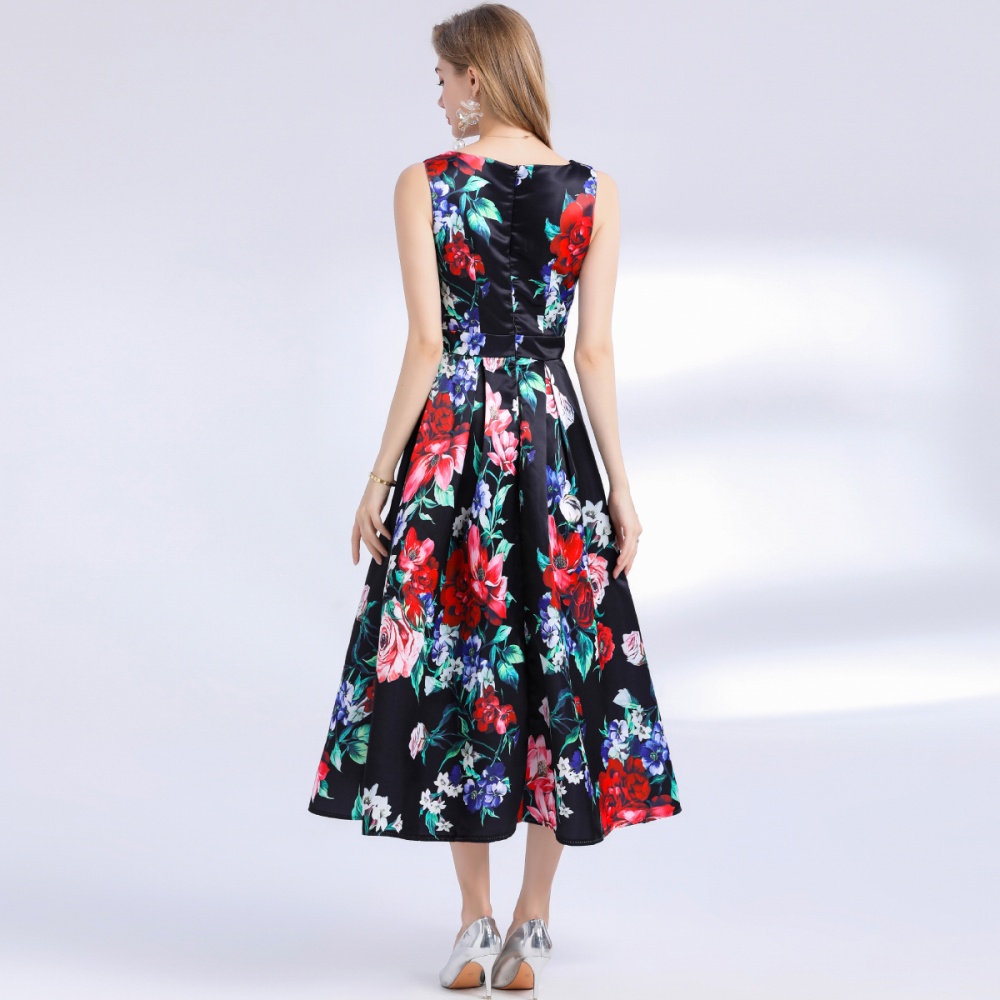 Clipping A-line stereoscopic high waist dress