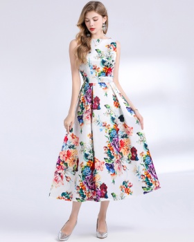 High waist clipping stereoscopic pinched waist dress