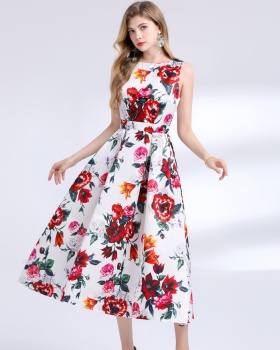 A-line sleeveless stereoscopic pinched waist dress