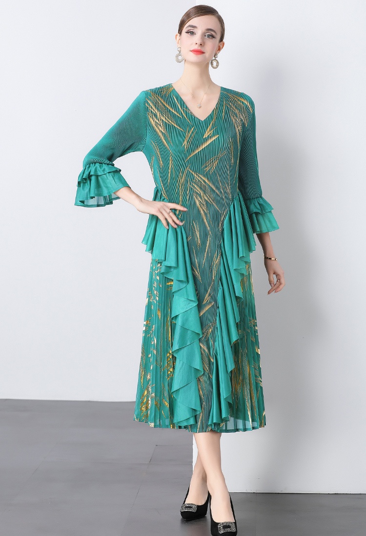 Pleats Please pinched waist summer lotus leaf edges dress