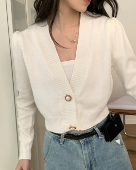 Pearl buckle long sleeve tops V-neck knitted coat for women