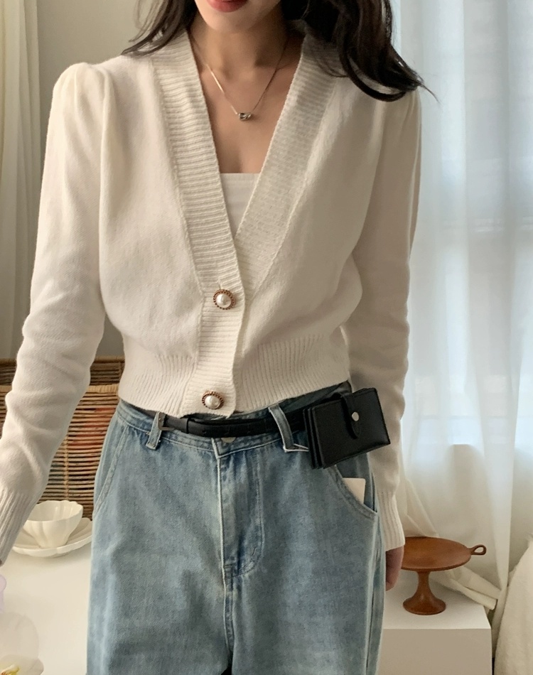 Pearl buckle long sleeve tops V-neck knitted coat for women