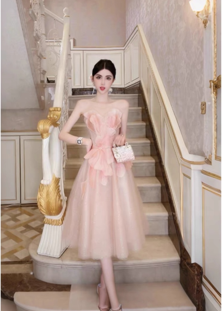 Refinement niche lady dress