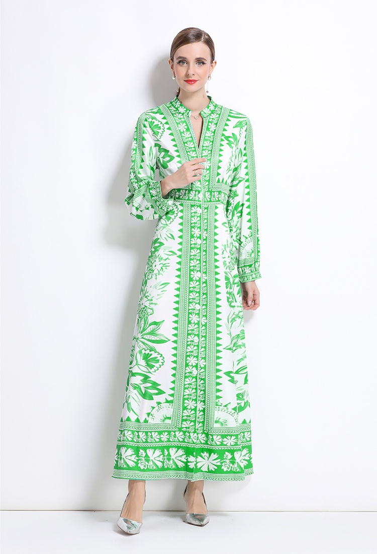 V-neck fashion printing European style dress