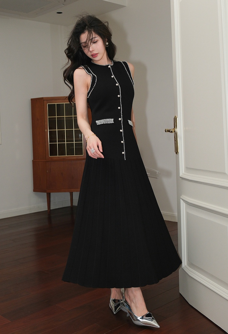Slim sleeveless summer temperament beads high waist dress