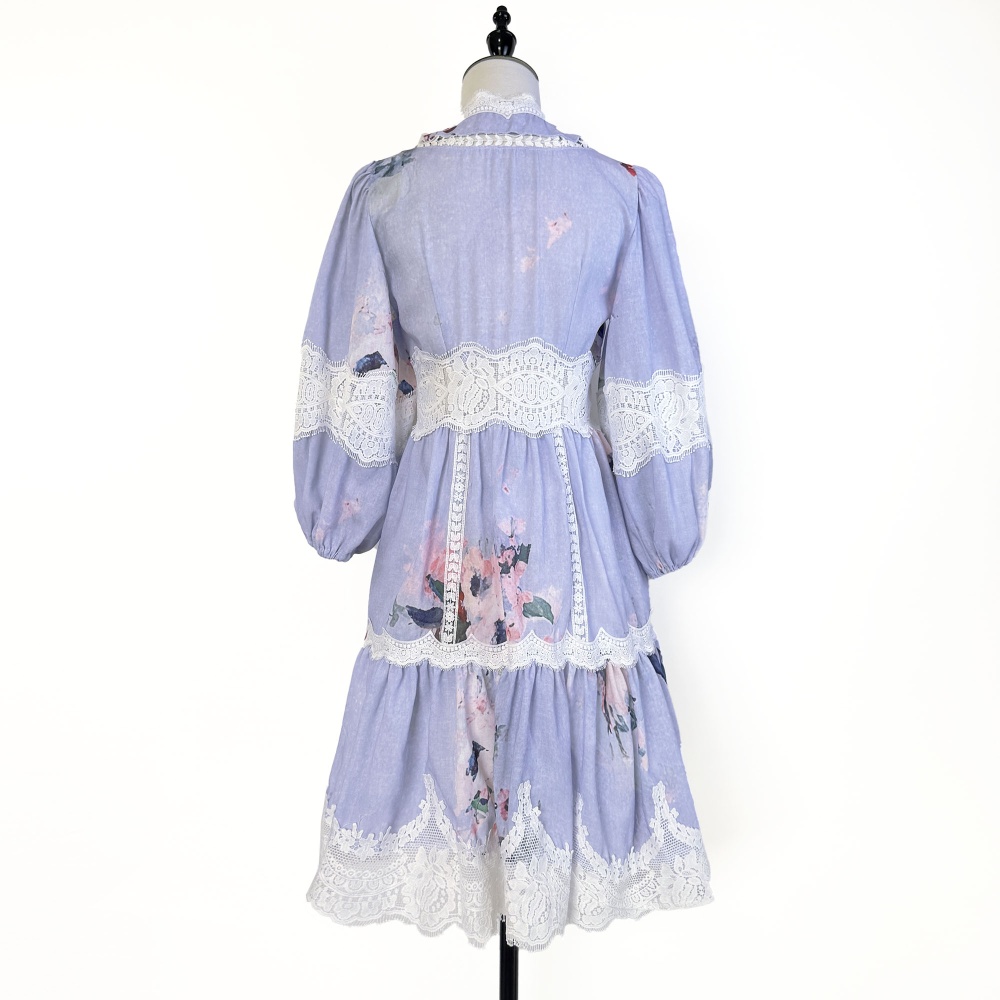 Splice lantern sleeve single-breasted T-back V-neck lace dress