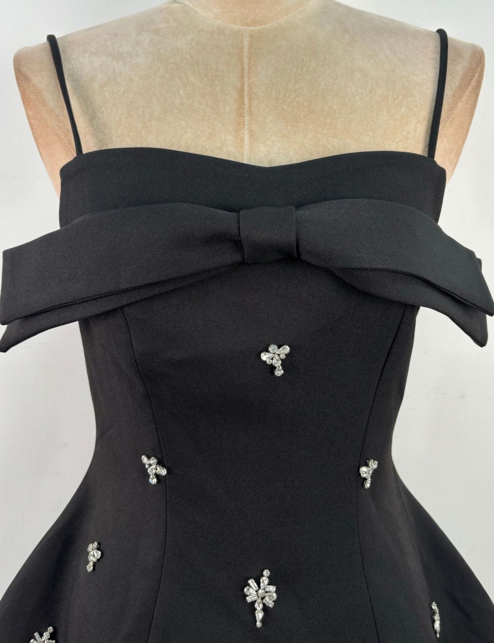 Ladies bow France style T-back beading niche dress