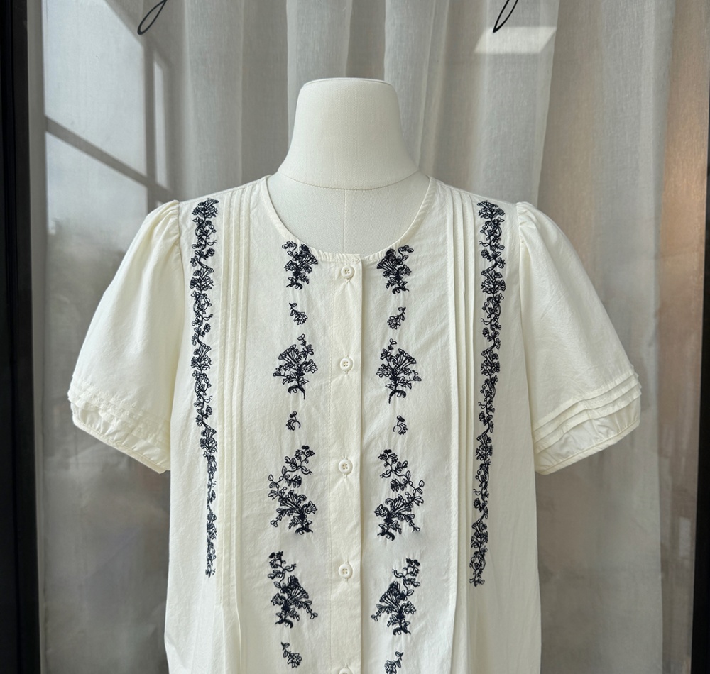 Show young summer shirt puff sleeve doll shirt for women