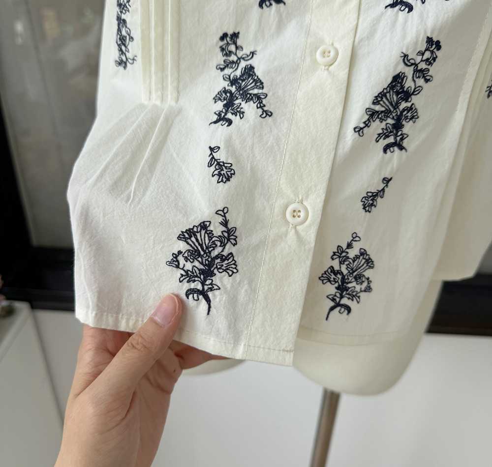 Show young summer shirt puff sleeve doll shirt for women