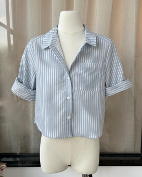 Crimping sleeve stereoscopic short sleeve shirt for women