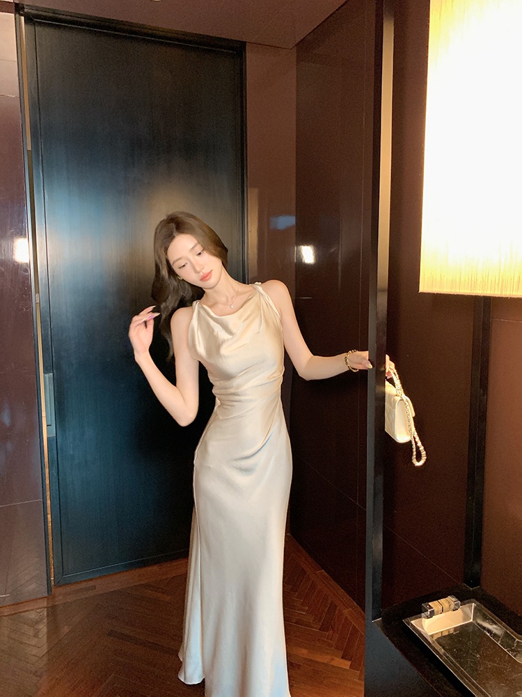 Slim satin sling dress mermaid pinched waist long dress