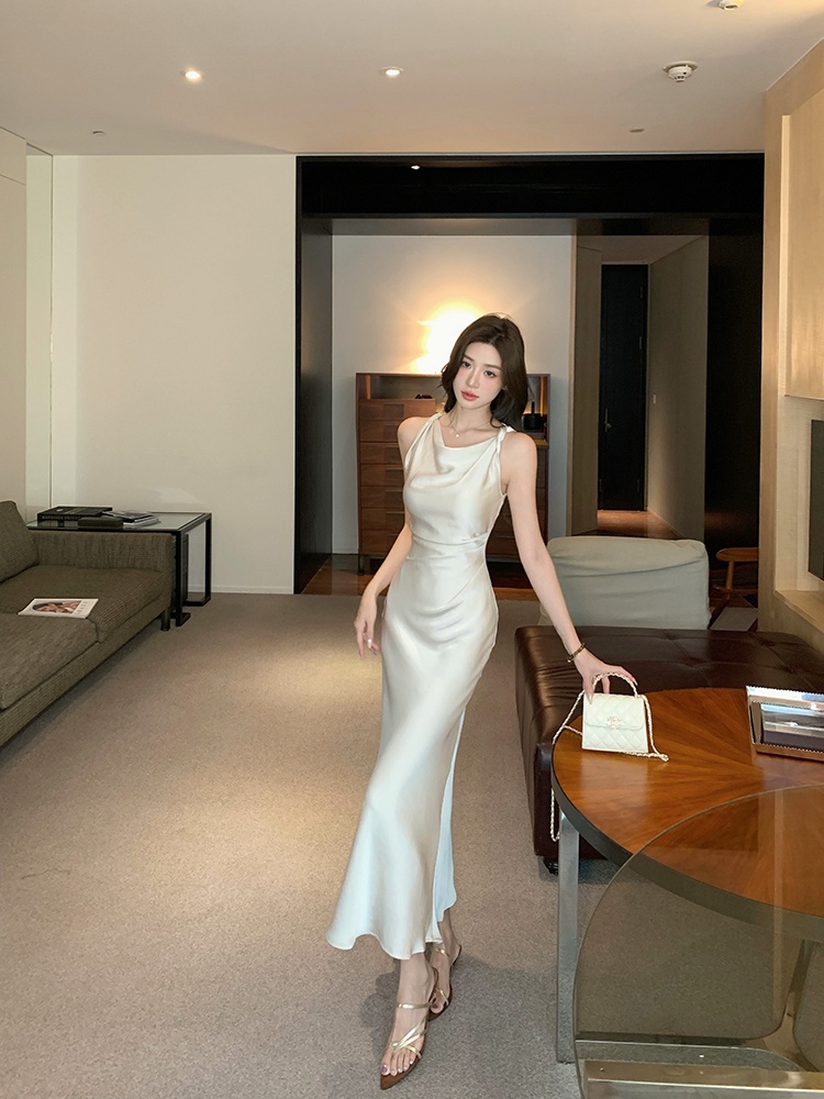 Slim satin sling dress mermaid pinched waist long dress