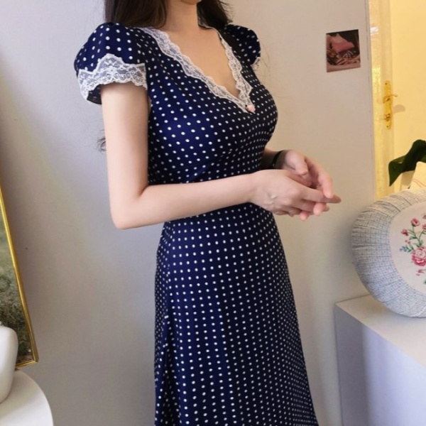 Polka dot splice slim V-neck pinched waist dress