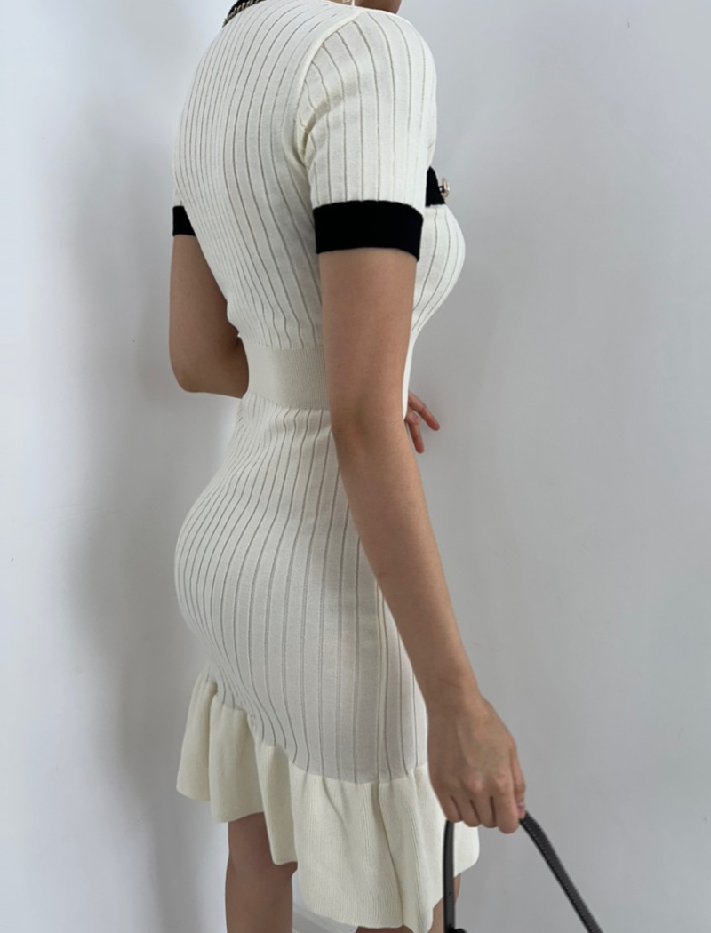 Mixed colors knitted slim lotus leaf edges V-neck dress