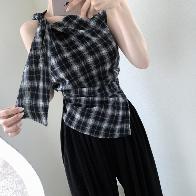 Plaid niche frenum tops sleeveless bow sloping shoulder vest