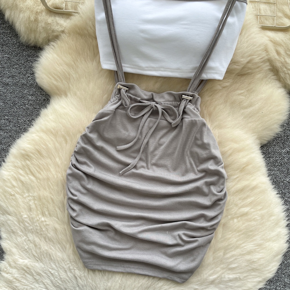 Enticement vest short skirt a set for women