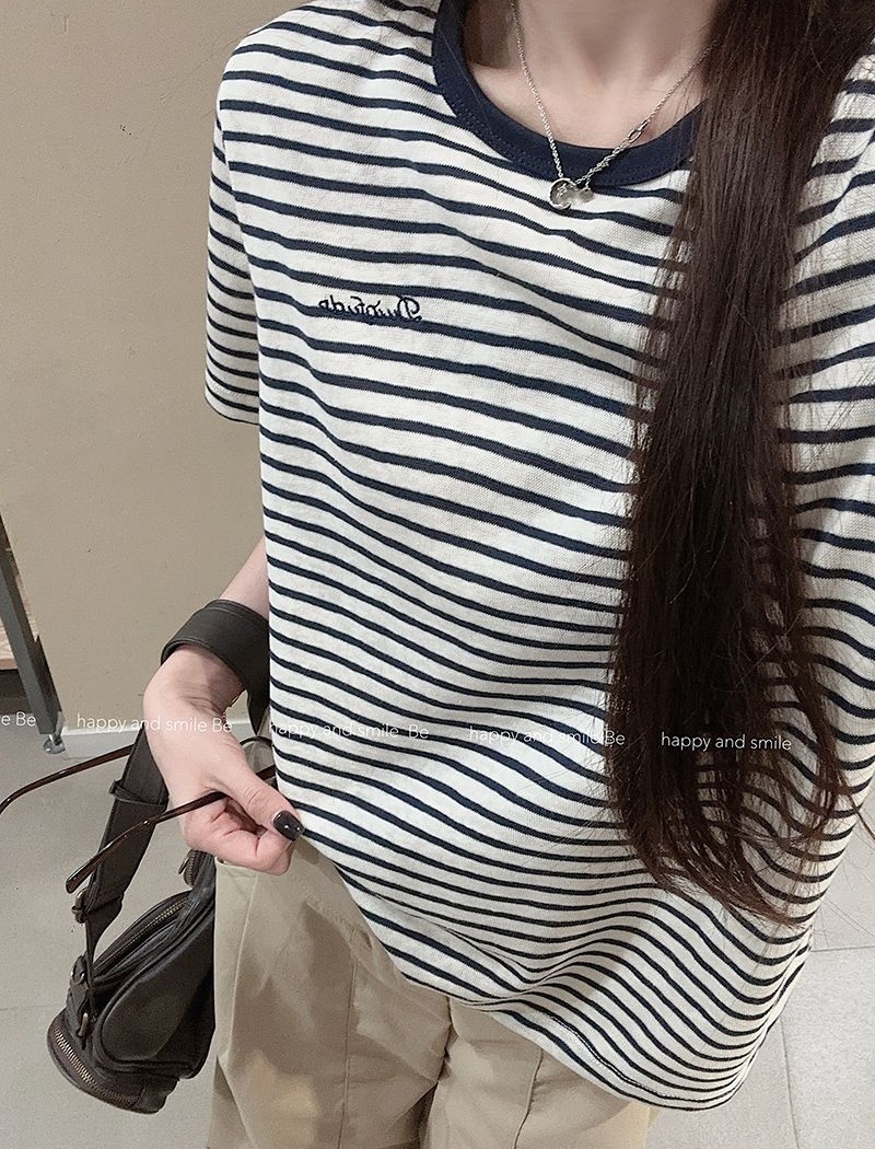 Short sleeve short T-shirt summer tops for women