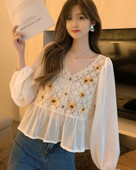 Retro splice loose tops hollow V-neck daisy shirt for women