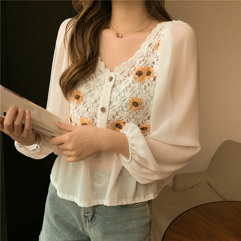 Retro splice loose tops hollow V-neck daisy shirt for women