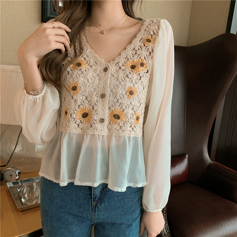 Retro splice loose tops hollow V-neck daisy shirt for women