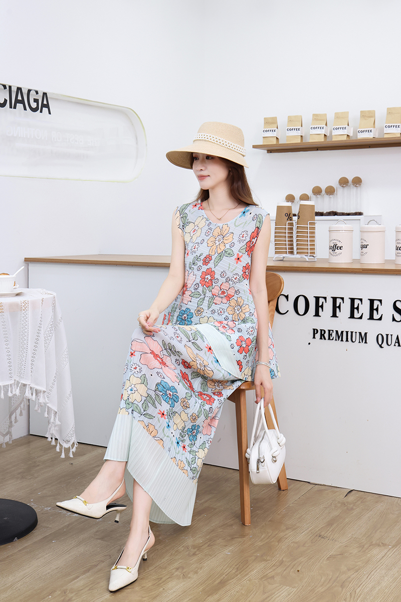 High waist sleeveless skirt fold vest a set for women