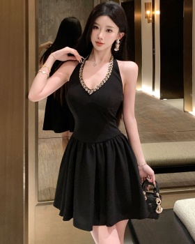 Beading pinched waist slim halter light luxury dress