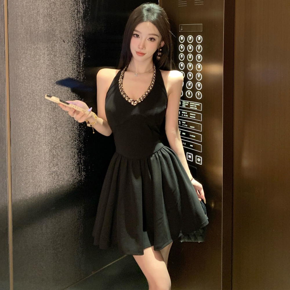 Beading pinched waist slim halter light luxury dress