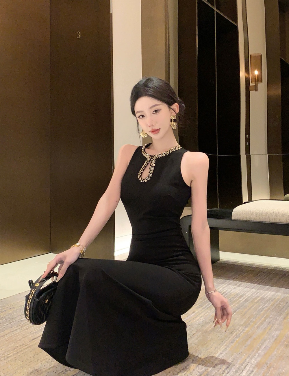 Sequins banquet formal dress light luxury U-neck dress