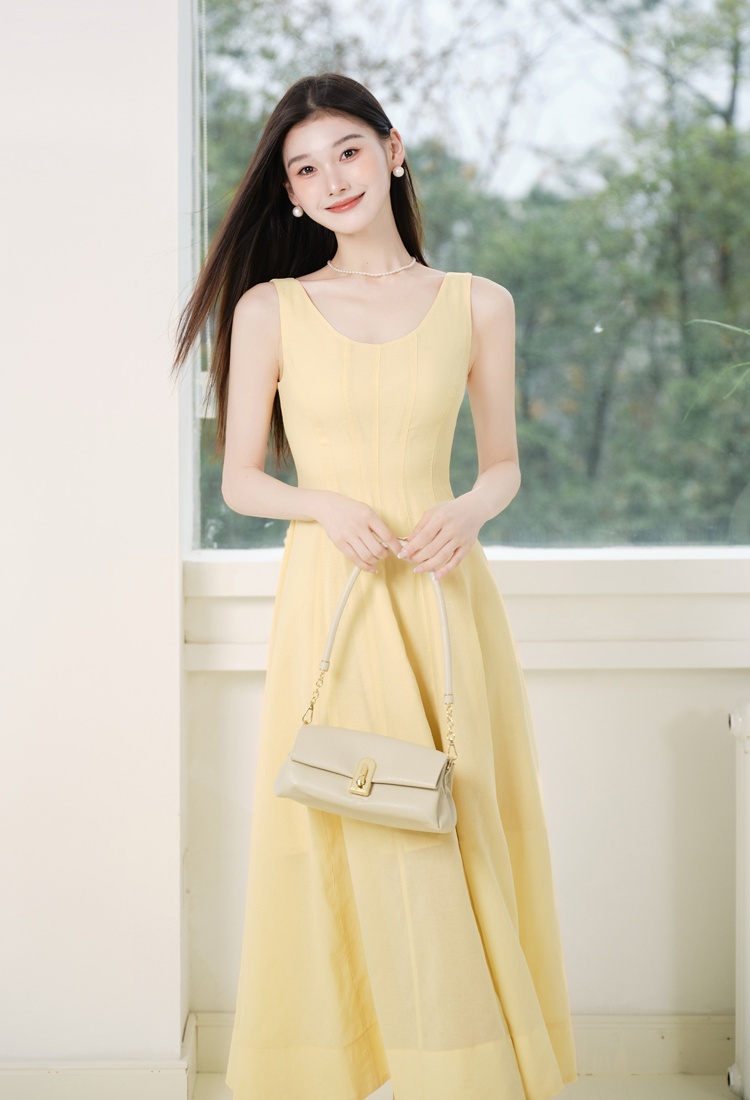 Sleeveless France style was white dress