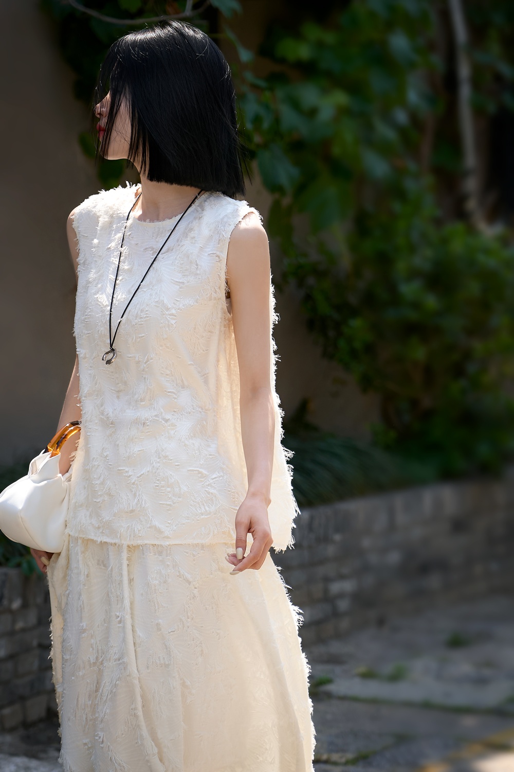 Feather real silk vest romantic white skirt a set