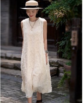 Sleeveless real silk feather dress