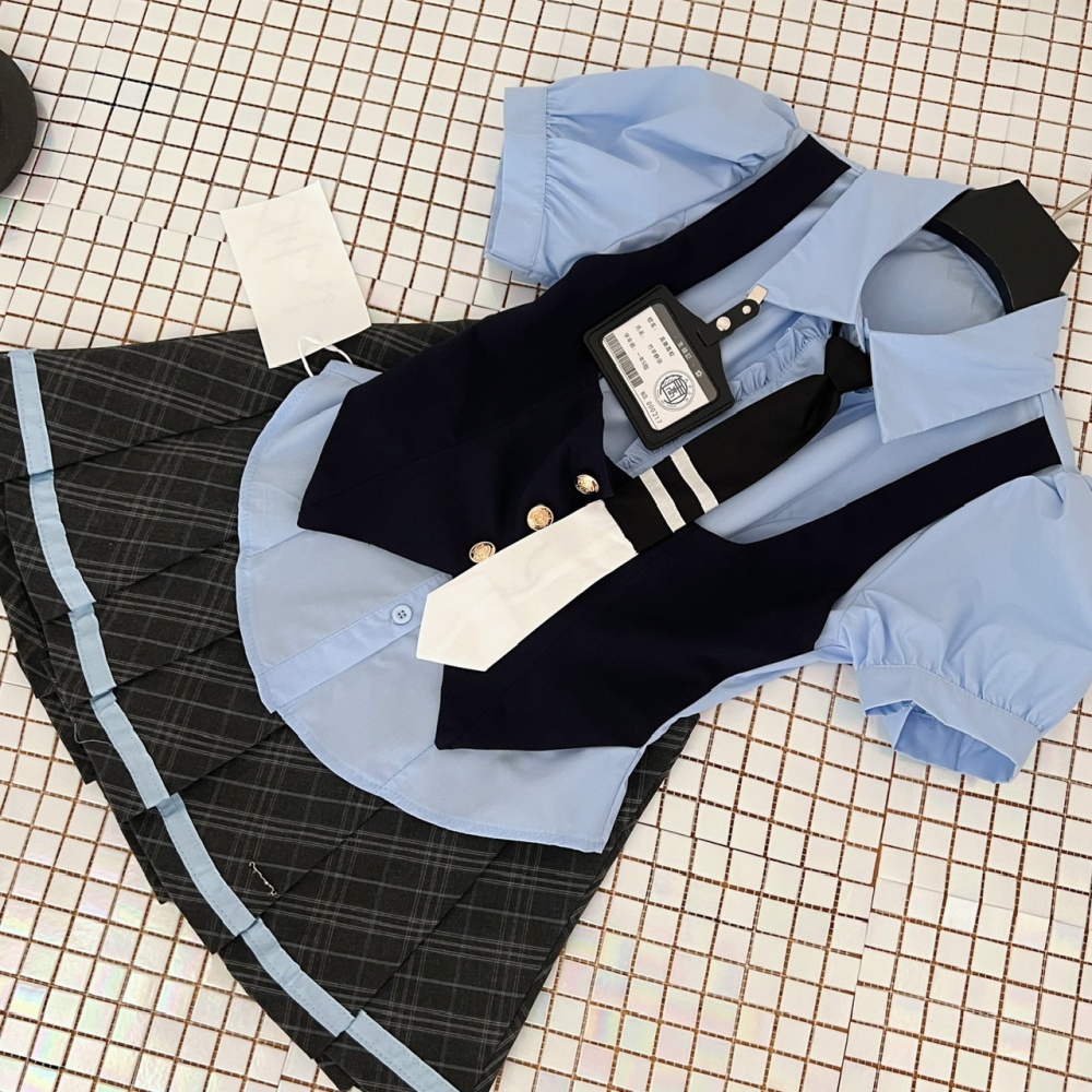 Niche college style short skirt summer tops a set