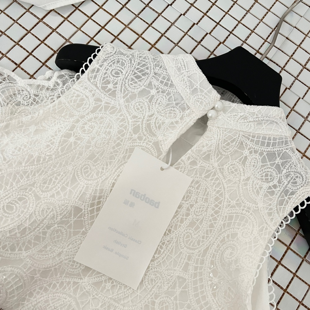 Summer drape halter tops lace white short skirt a set