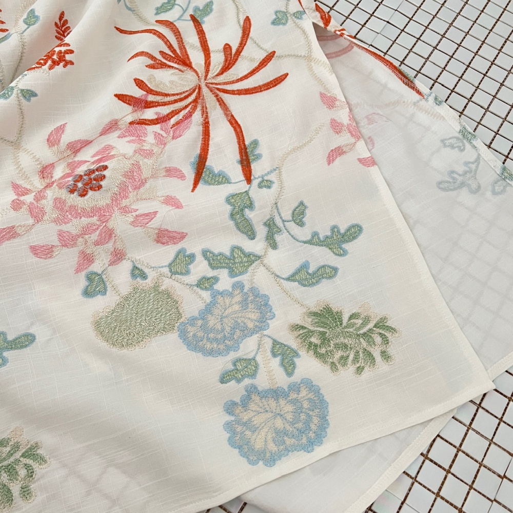 Embroidered summer dress hollow cheongsam