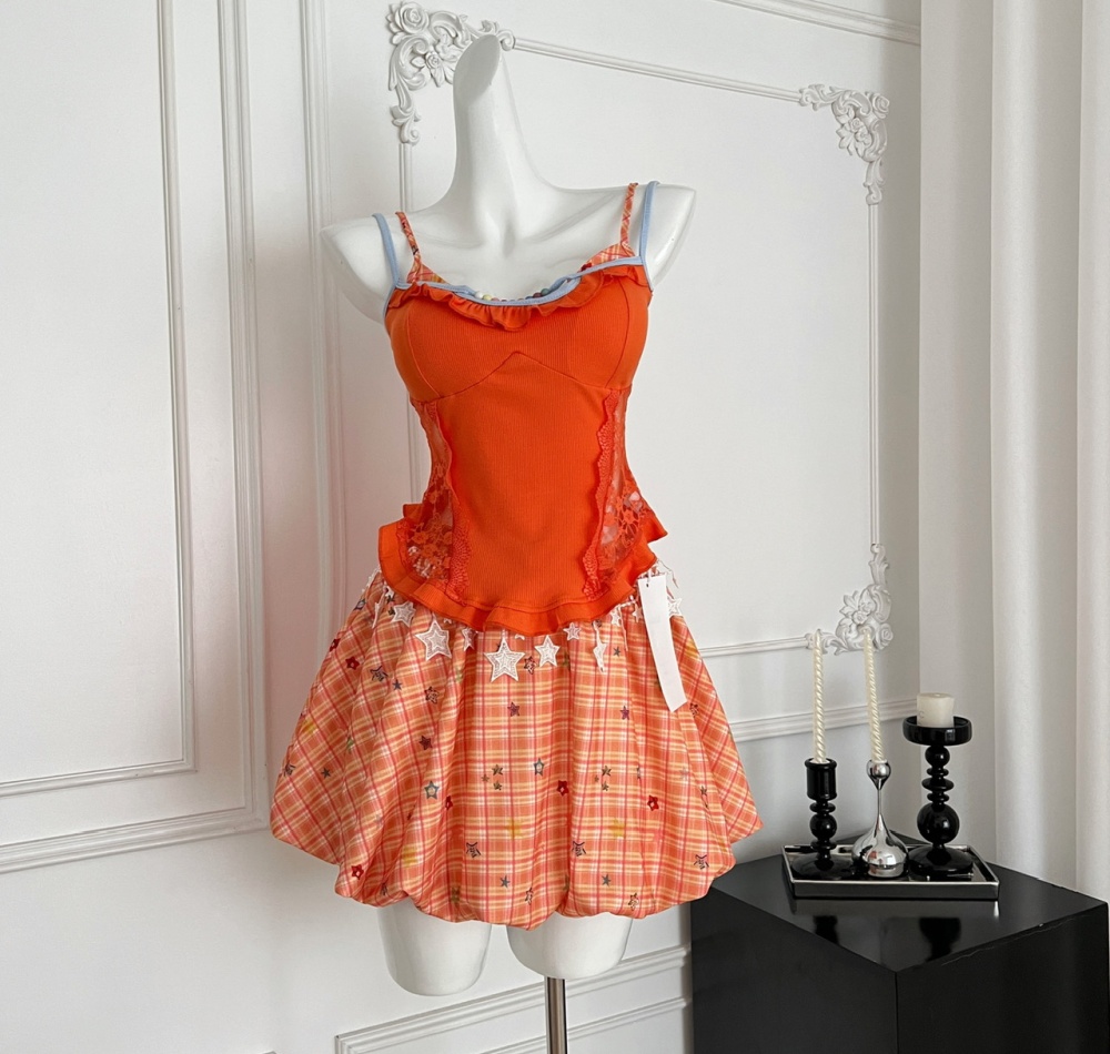 Sweet enticement tops slim short skirt a set for women