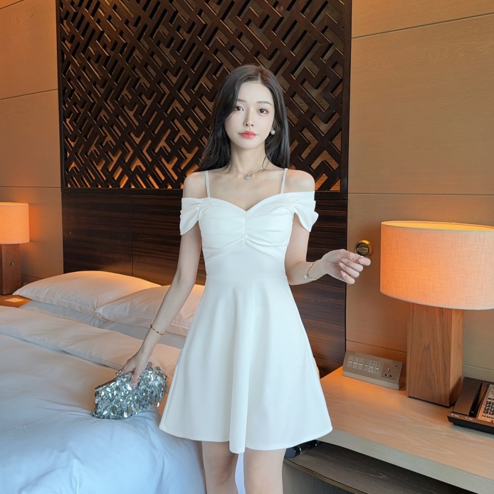 Wrapped chest flat shoulder strap dress sexy slim dress